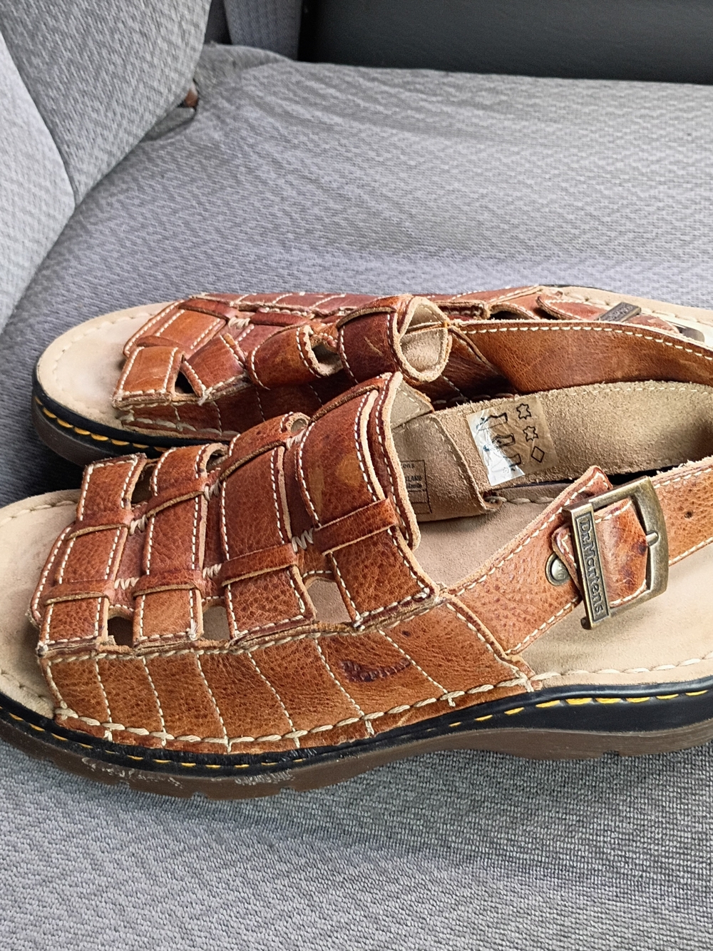 Men's Tan Leather Fisherman Sandals with Buckle Dr martens Vintage